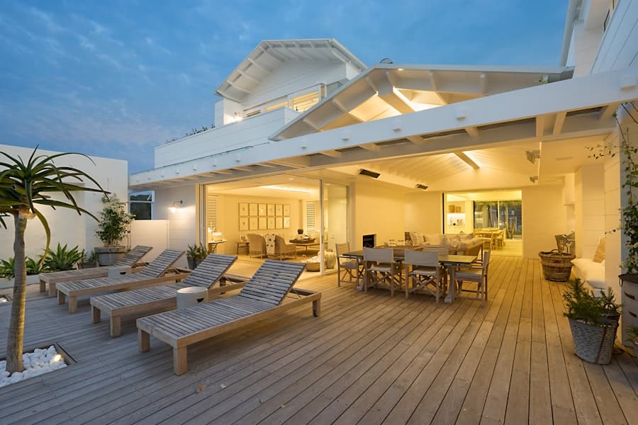 Clean restored wooden deck after pressure washing